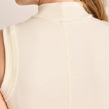 Regata Feminina Canelada Gola Alta Lilian Off